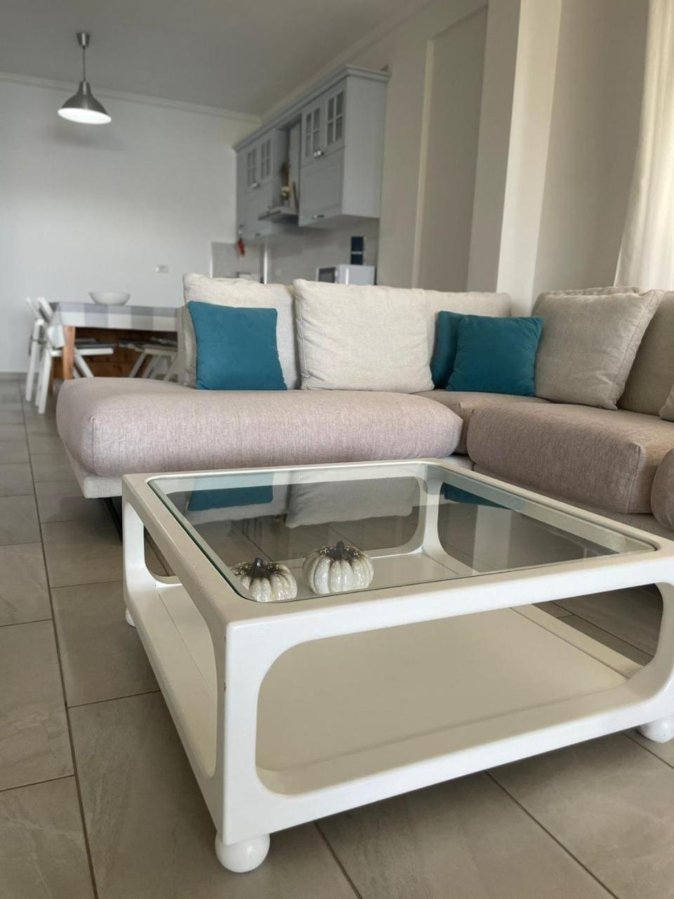 Aneta'S Beach House Vlorë Екстериор снимка