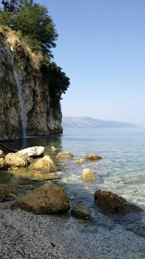 Aneta'S Beach House Vlorë Екстериор снимка
